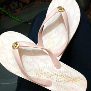Like New Michael Kors Pink Flip Flops